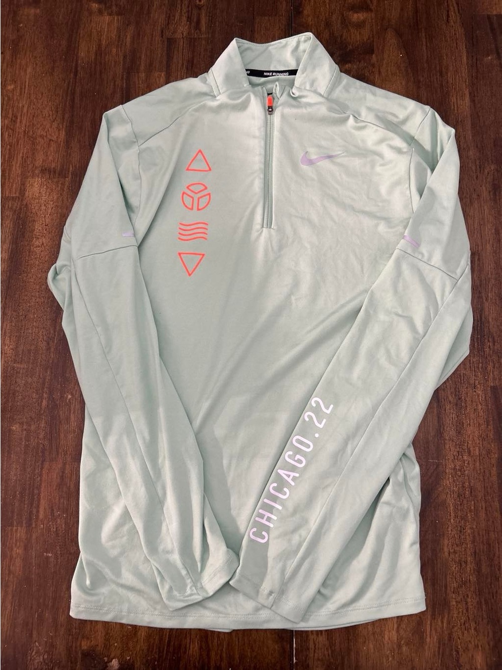 Nike Men’s Sage Green Long-Sleeve Rash Guard with Coral Accents